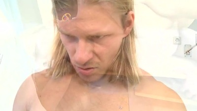 Unmoved gay hunk gets lascivious fellatio